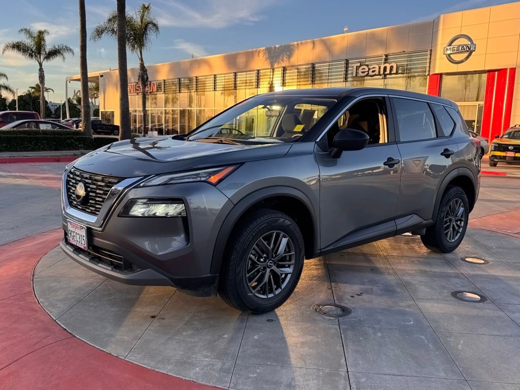 Certified 2023 Nissan Rogue S image 4