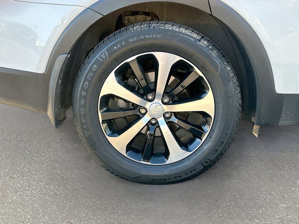 Used 2016 Kia Sorento EX w/ EX Premium Package image 29