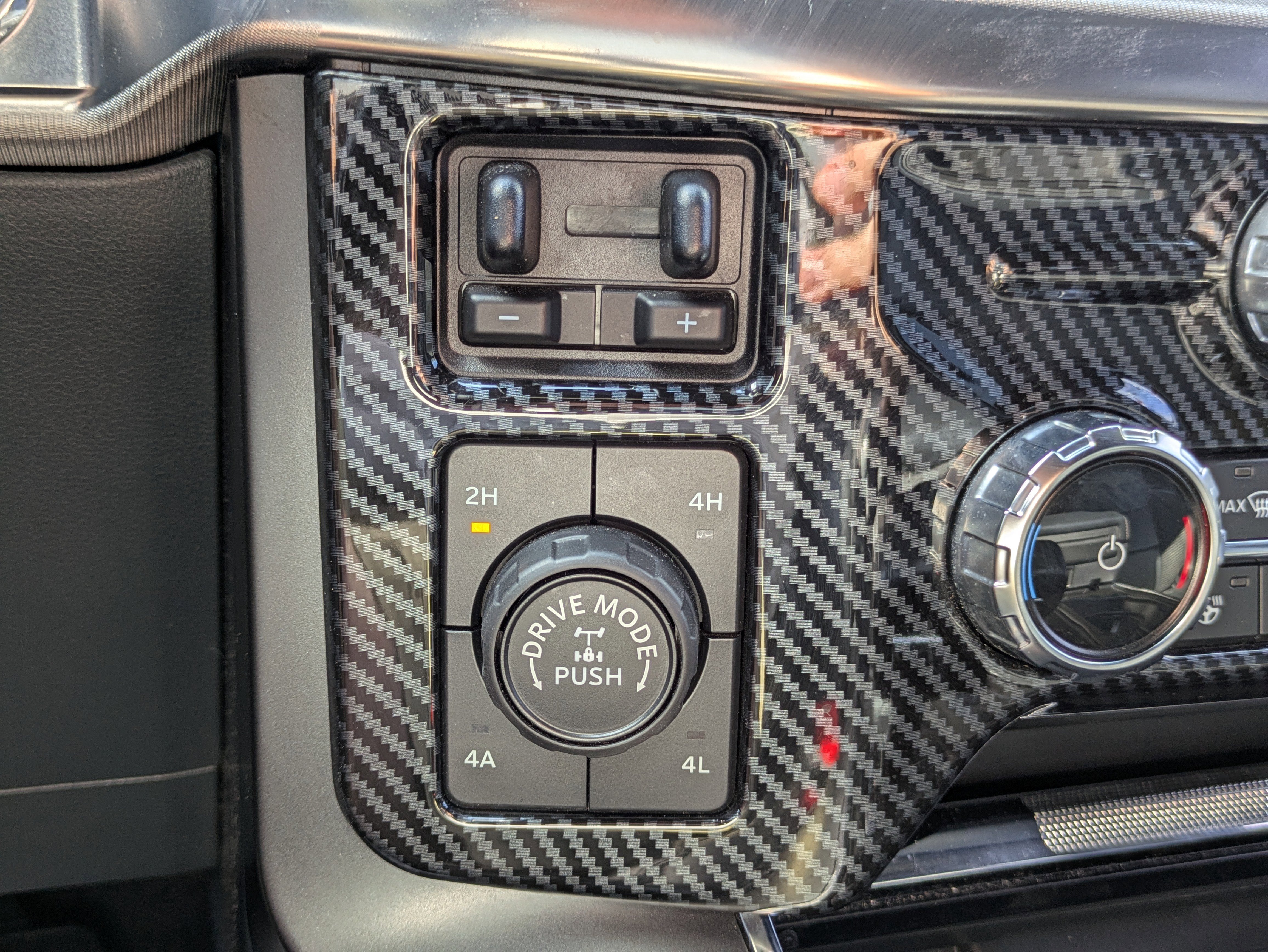 Used 2022 Ford F150 Raptor w/ Raptor 37 Performance Package image 17