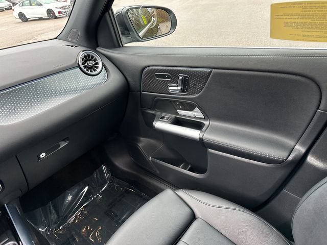 Used 2025 Mercedes-Benz GLA 250 4MATIC image 20