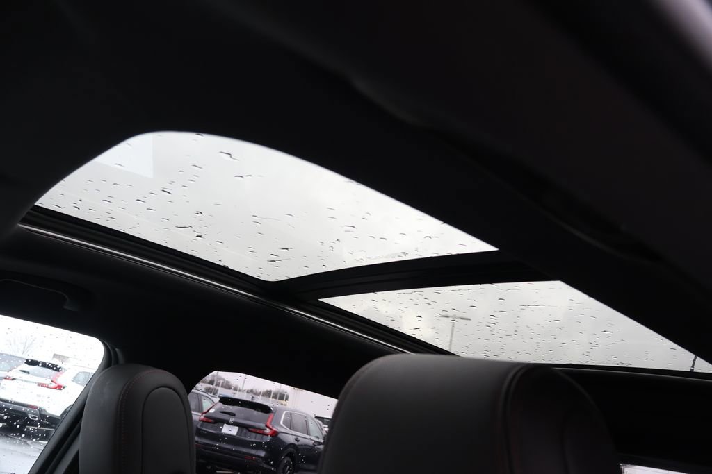 Certified 2023 Chevrolet TrailBlazer RS w/ Sun and Liftgate Package image 37