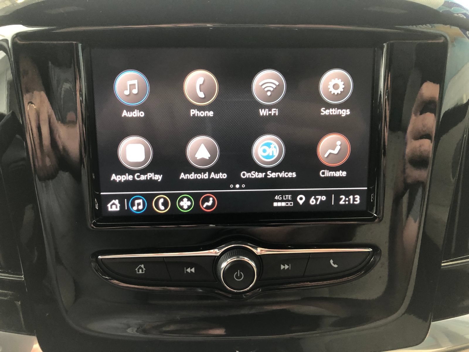 Used 2023 Chevrolet Traverse LS w/ Safety Package FWD image 28