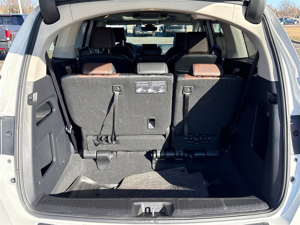 Certified 2025 Honda Odyssey Elite image 16