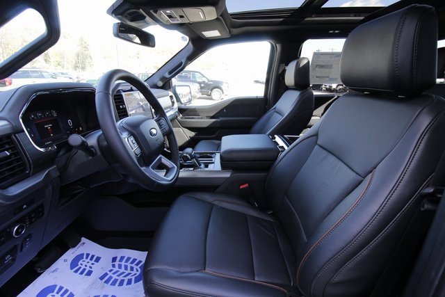 New 2025 Ford F150 Lariat w/ Equipment Group 501A Mid image 20