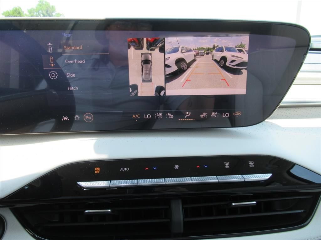 New 2026 Buick Enclave Avenir w/ Super Cruise Package FWD image 29