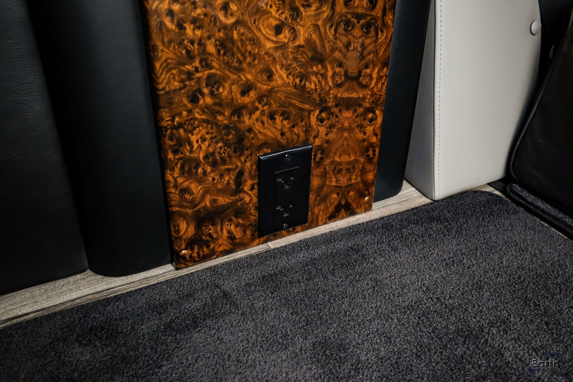 Used 2023 Mercedes-Benz Sprinter 3500 image 92