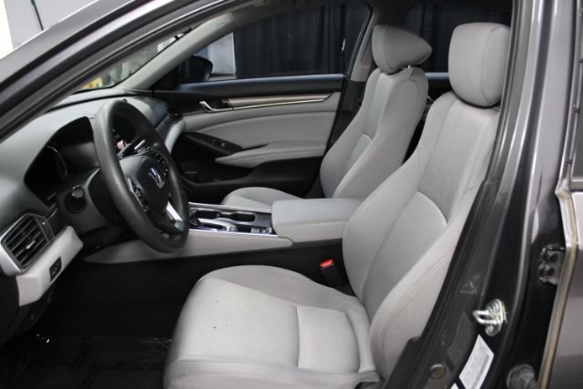 Used 2018 Honda Accord LX image 11