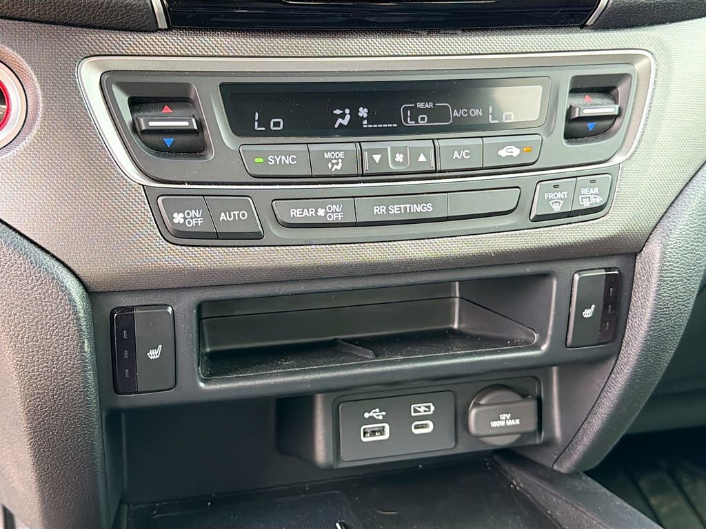 Used 2025 Honda Ridgeline RTL image 16