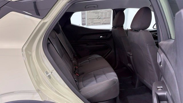 New 2027 Chevrolet Bolt LT w/ Comfort Package FWD image 22