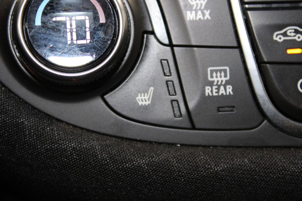 Used 2024 Chevrolet Malibu LT image 43