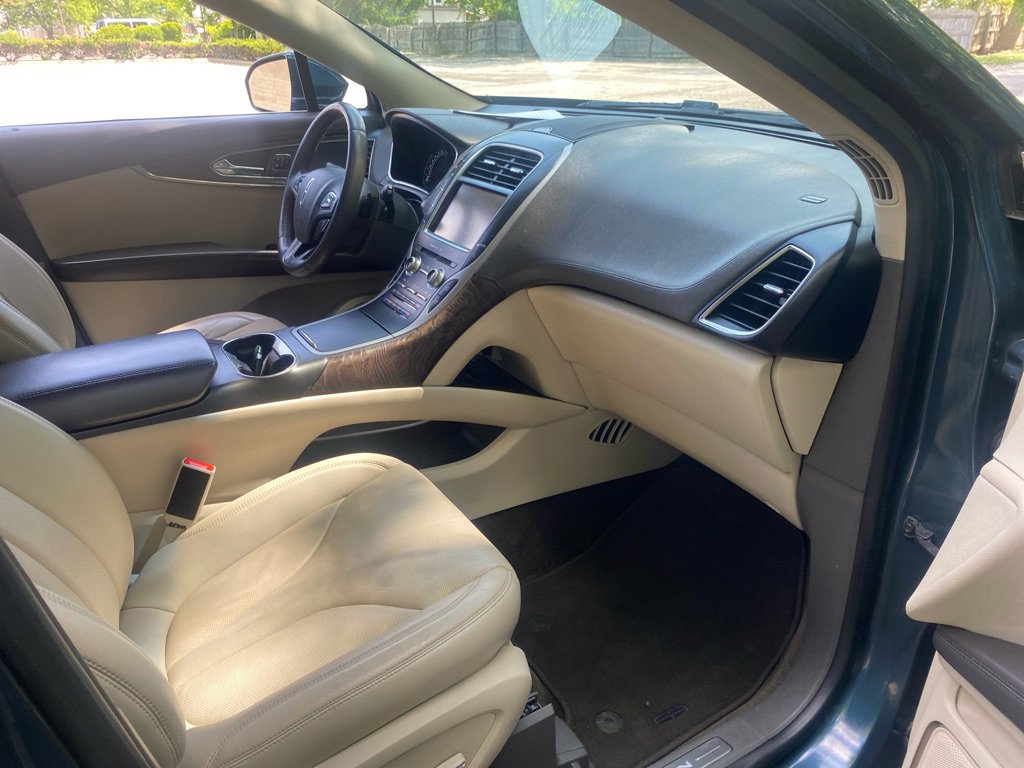 Used 2016 Lincoln MKX Reserve w/ Climate Package AWD/4WD image 26
