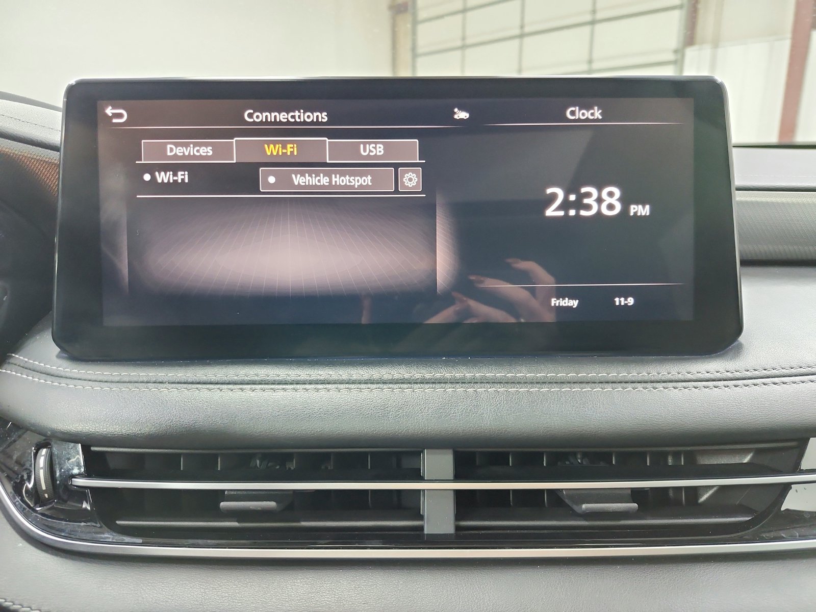 Used 2023 INFINITI QX60 Luxe w/ Cargo Package AWD/4WD image 32