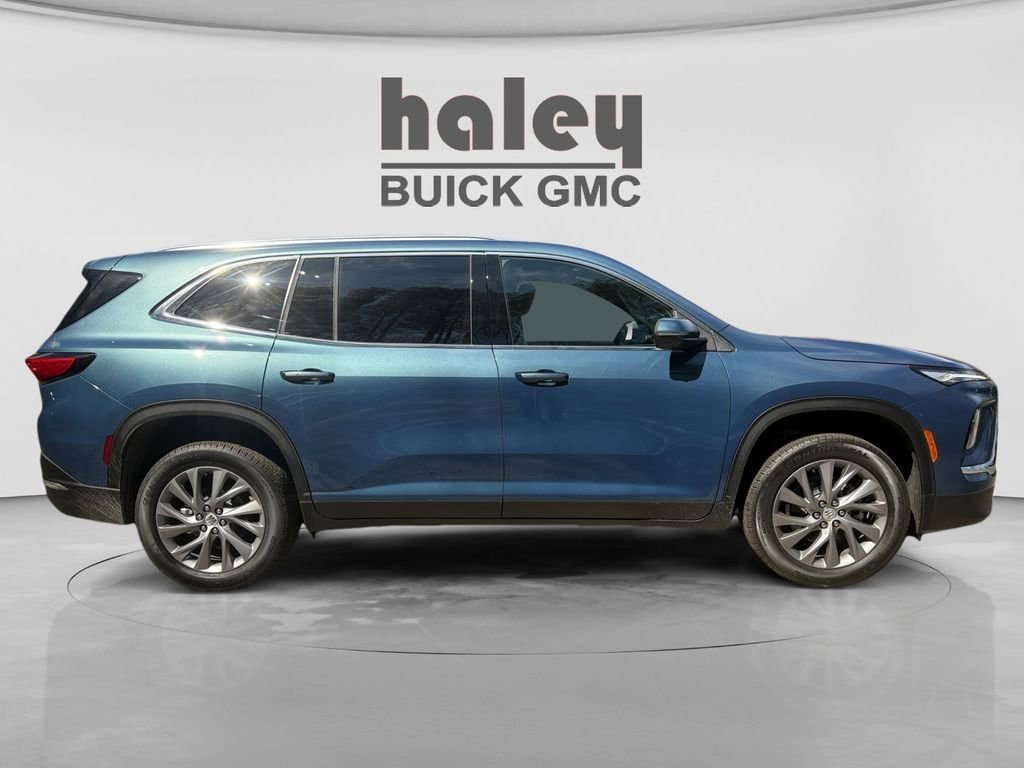 New 2026 Buick Enclave Preferred FWD image 2