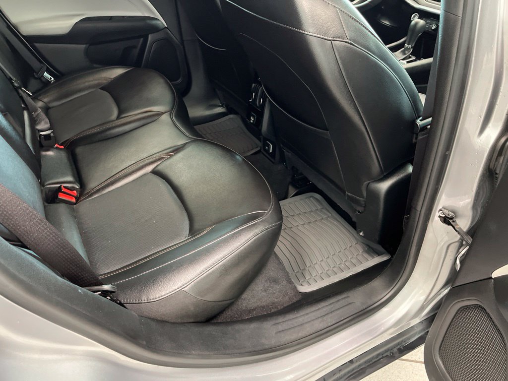 Used 2023 Jeep Compass Limited AWD/4WD image 19