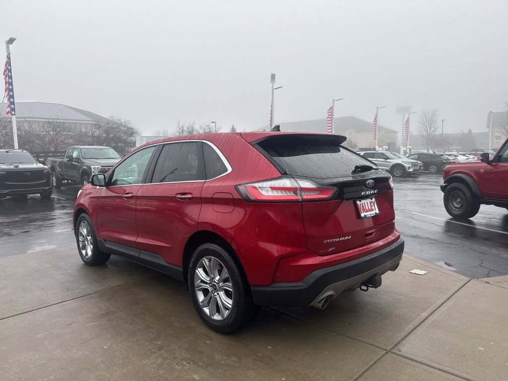Certified 2022 Ford Edge Titanium w/ Class II Trailer Tow Package image 5