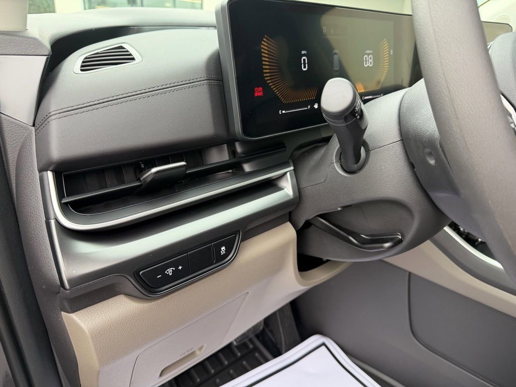 New 2026 Kia Carnival LX image 29