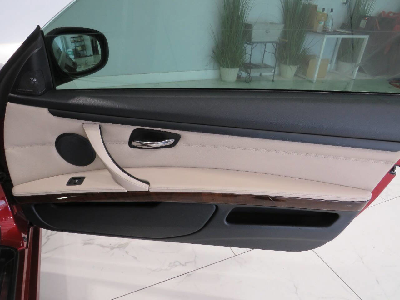Used 2012 BMW 328i Convertible RWD image 24