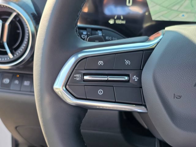 New 2027 Chevrolet Equinox LT w/ Convenience Package II FWD image 30
