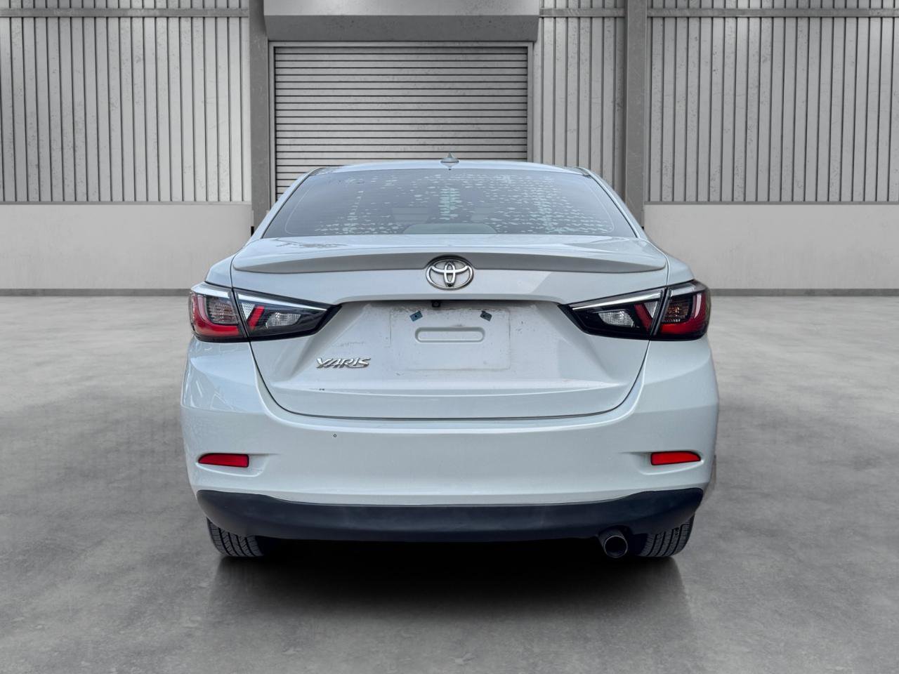 Used 2019 Toyota Yaris LE image 10