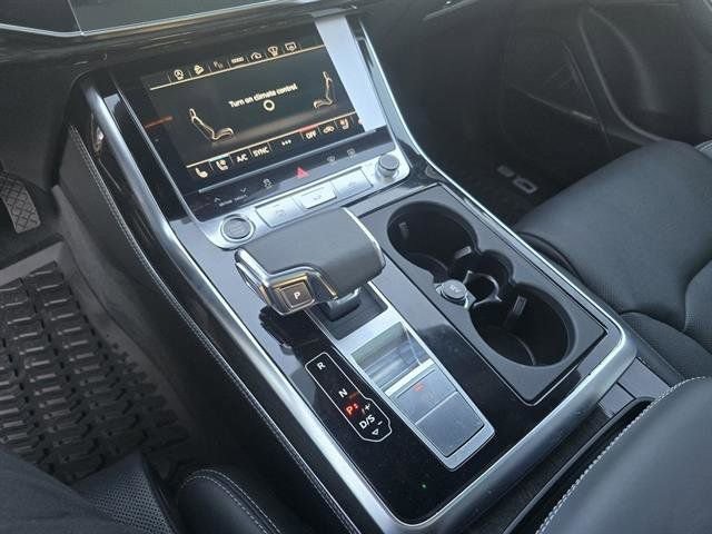 Certified 2024 Audi Q8 Prestige image 23