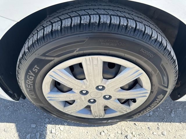 Used 2023 Kia Rio LX image 25