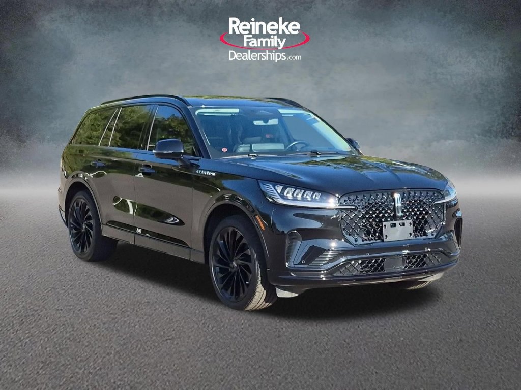 Used 2026 Lincoln Aviator Reserve w/ Jet Appearance Package AWD/4WD image 4