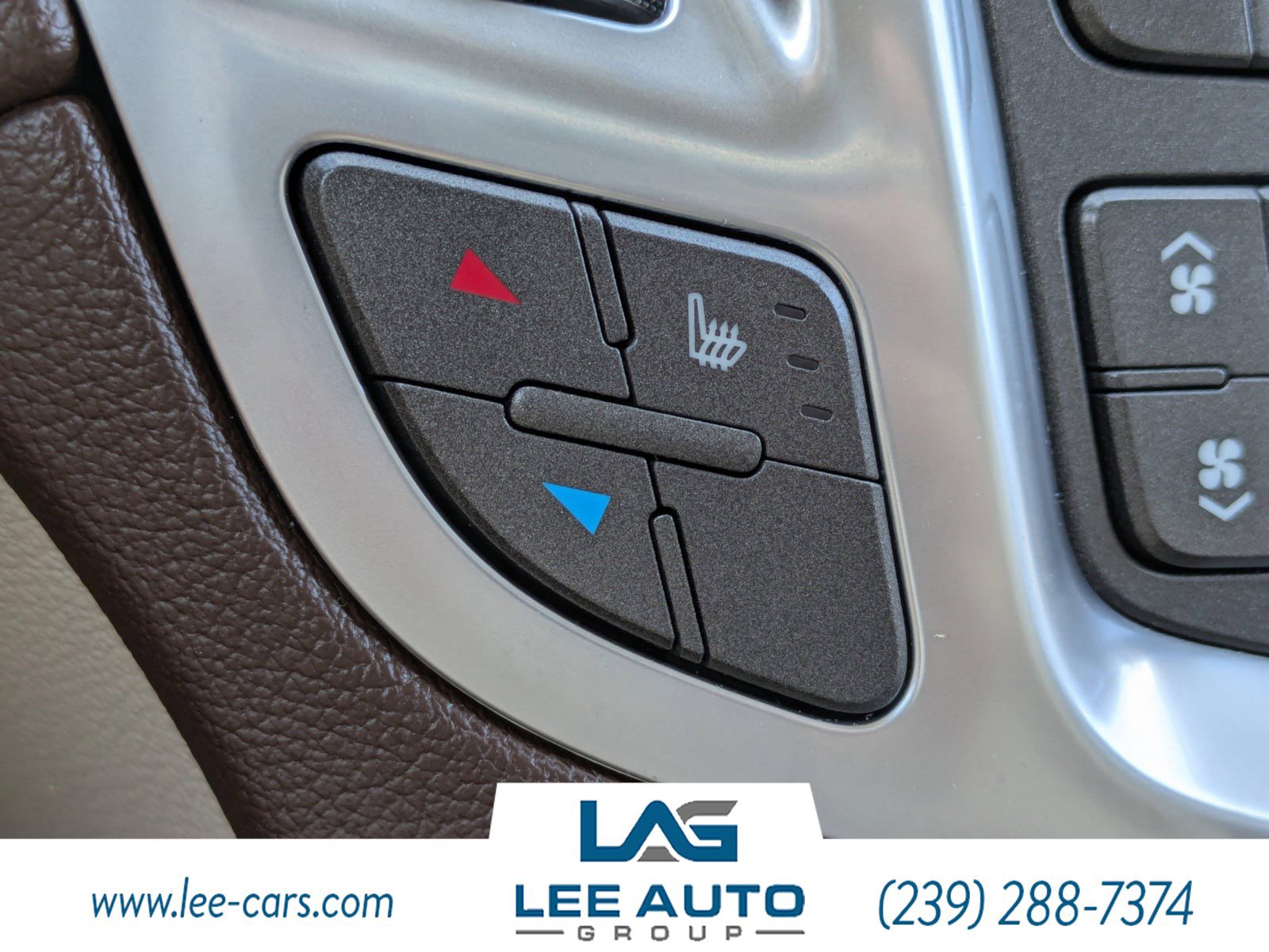Used 2012 Cadillac SRX Luxury FWD image 28