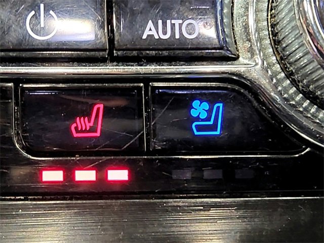 Used 2021 Lincoln Nautilus Reserve image 27