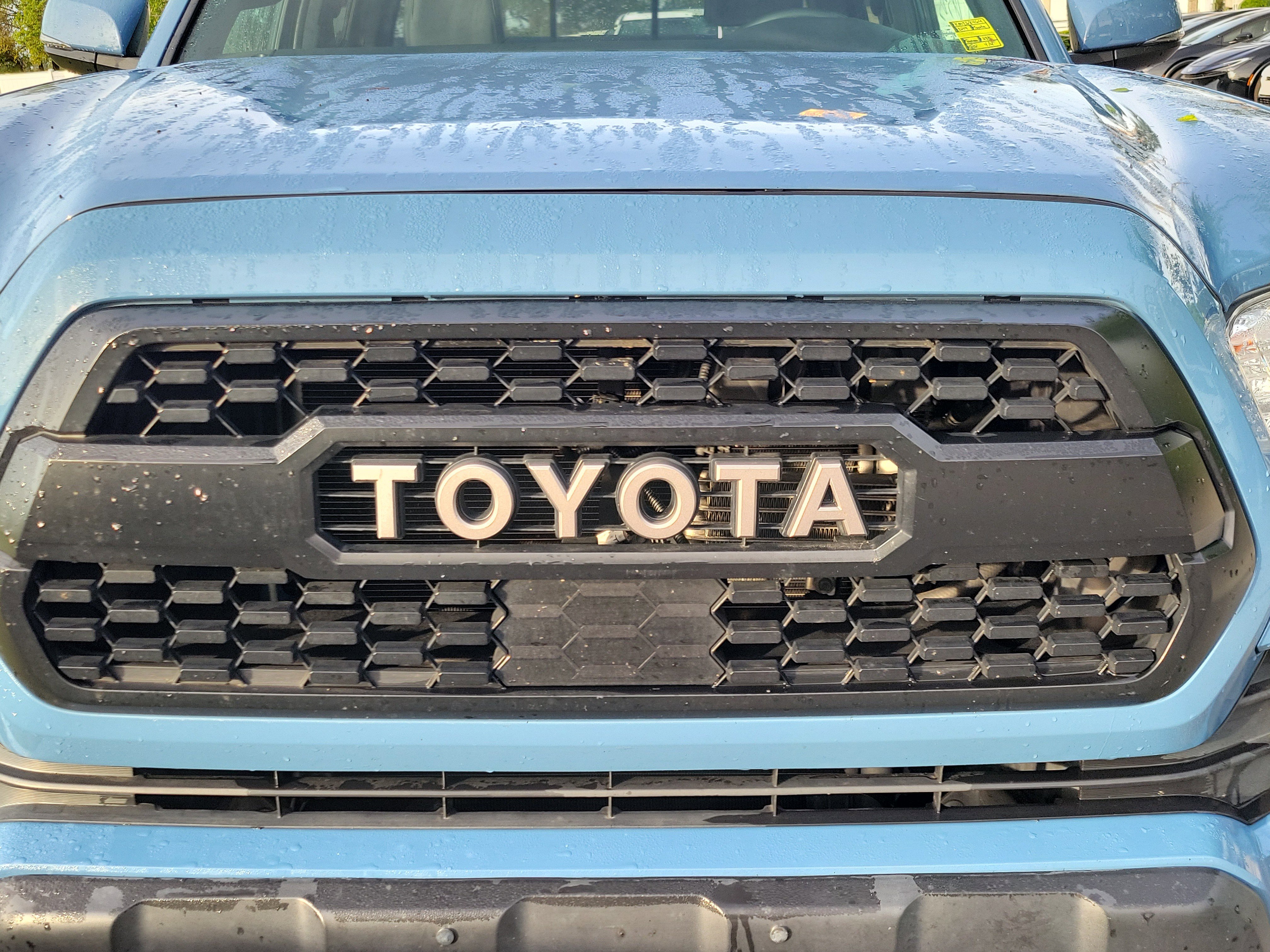 Used 2019 Toyota Tacoma TRD Off-Road w/ Technology Package image 5