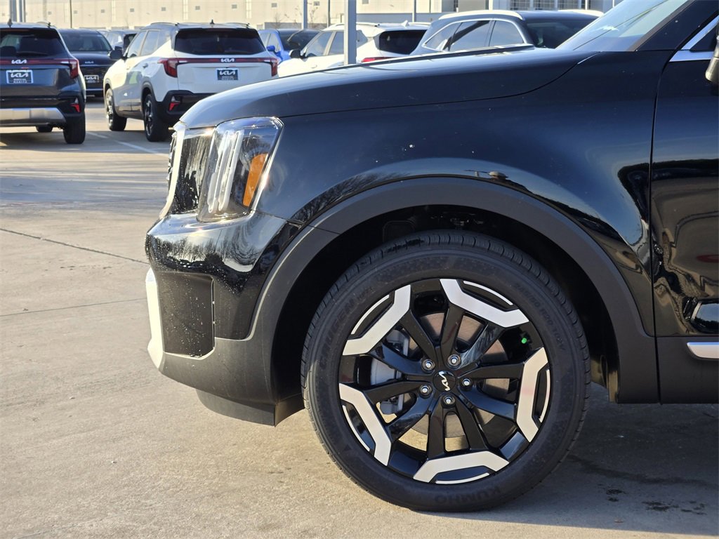 New 2025 Kia Telluride S image 5