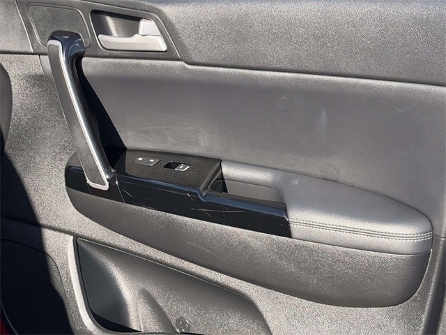 Certified 2020 Kia Sportage EX image 9