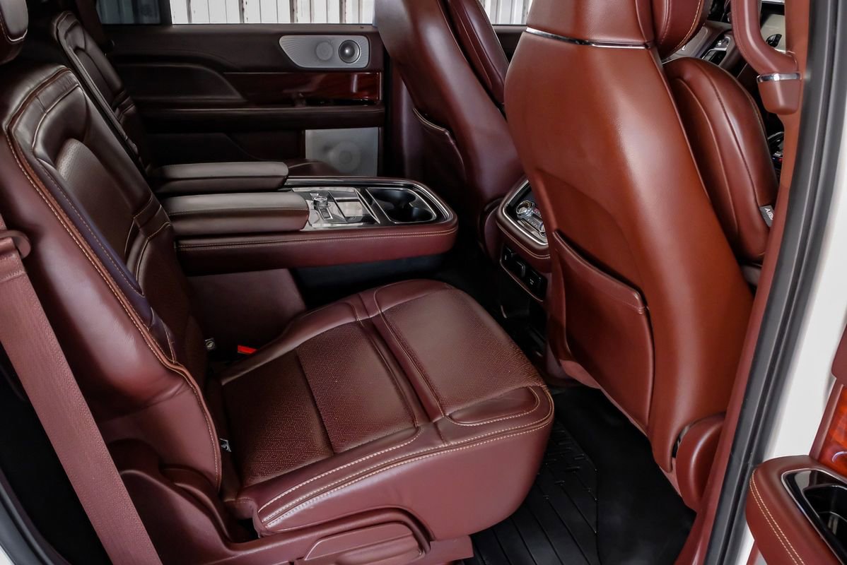 Used 2018 Lincoln Navigator Black Label image 35