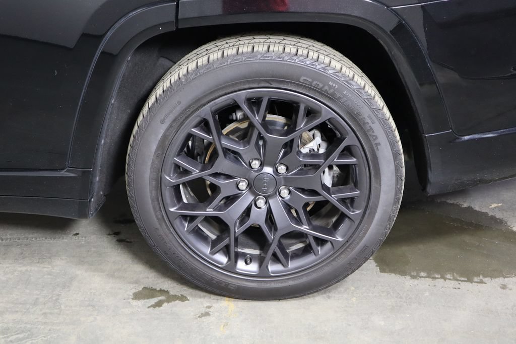 Used 2025 Jeep Grand Cherokee L Summit AWD/4WD image 57