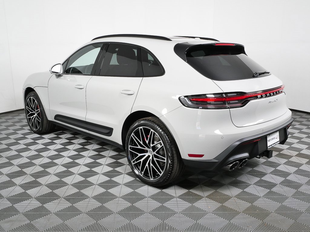 New 2026 Porsche Macan S image 3