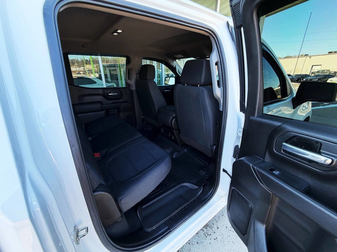 Used 2019 Chevrolet Silverado 1500 Custom Trail Boss AWD/4WD image 14