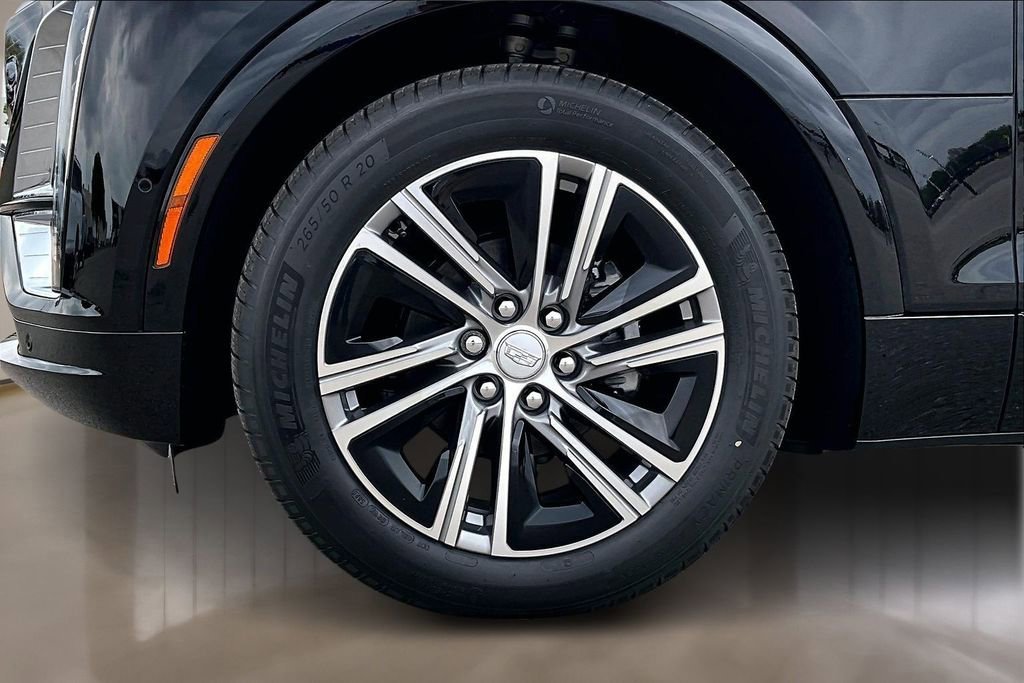 New 2026 Cadillac Lyriq Premium Luxury w/ LPO, Floor Liner Package AWD/4WD image 12
