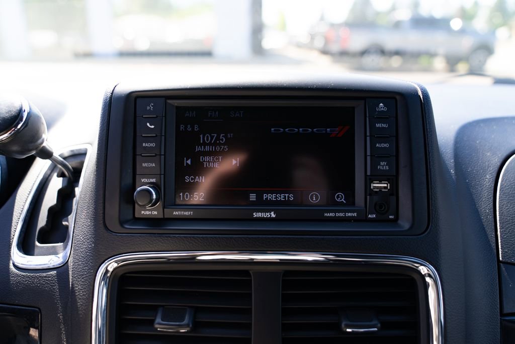 Used 2019 Dodge Grand Caravan SXT FWD image 14