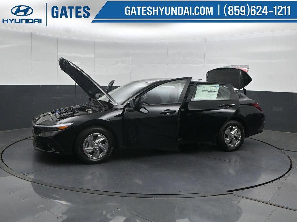 New 2026 Hyundai Elantra SE FWD image 53