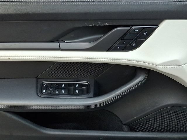 Certified 2023 Porsche Taycan 4S AWD/4WD image 16