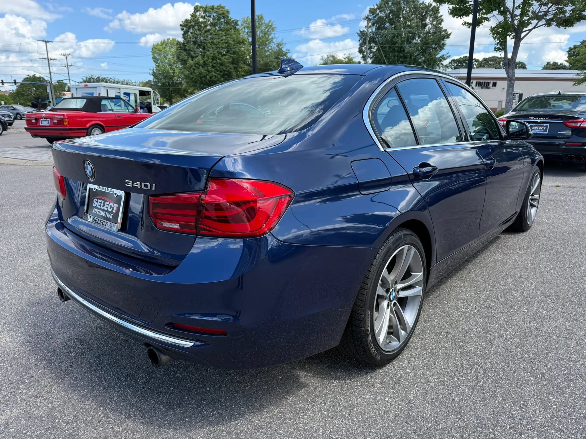 Used 2016 BMW 340i Sedan RWD image 4