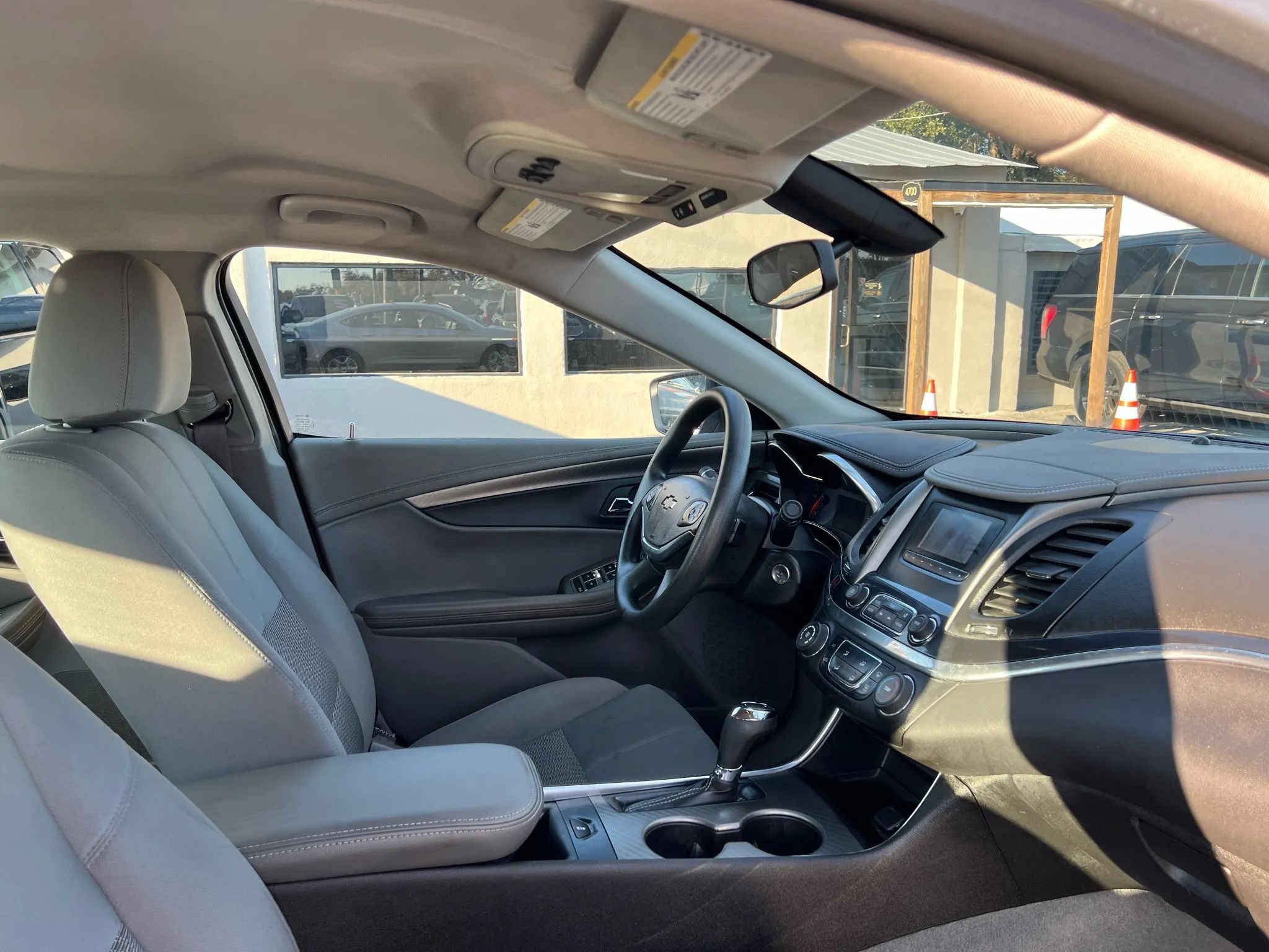 Used 2017 Chevrolet Impala LS FWD image 17
