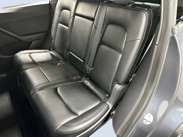 Used 2021 Tesla Model Y Long Range AWD/4WD image 24