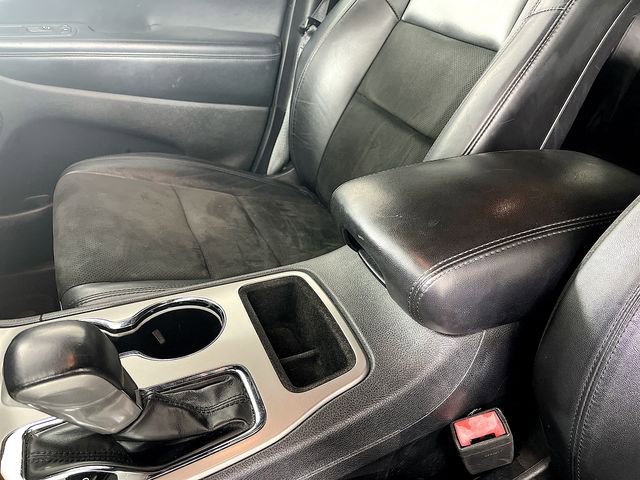 Used 2021 Jeep Grand Cherokee Laredo X image 23