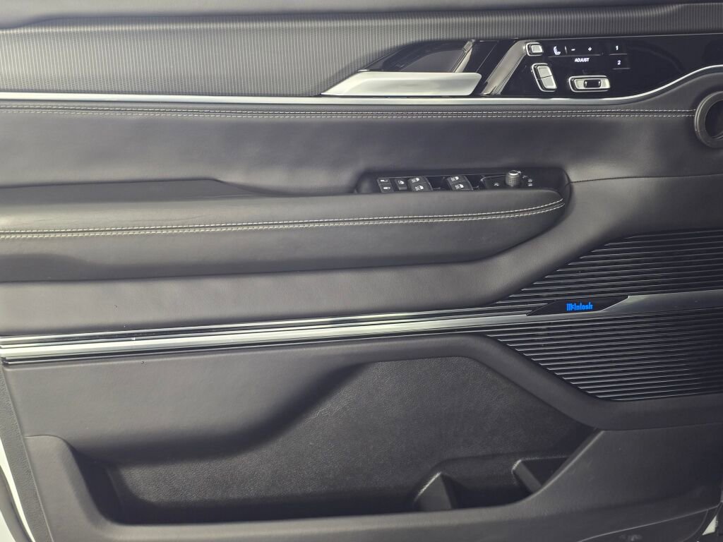 Used 2024 Jeep Grand Wagoneer Series II w/ Quick Order Packagew 28T image 20