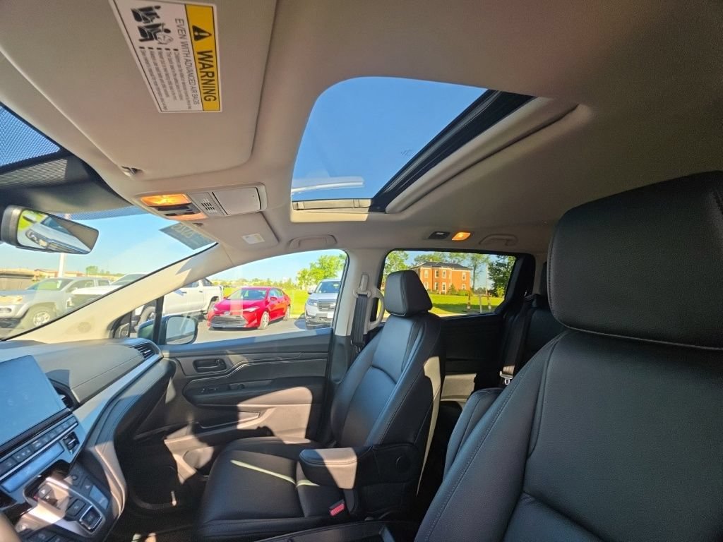 Certified 2026 Honda Odyssey EX-L image 14