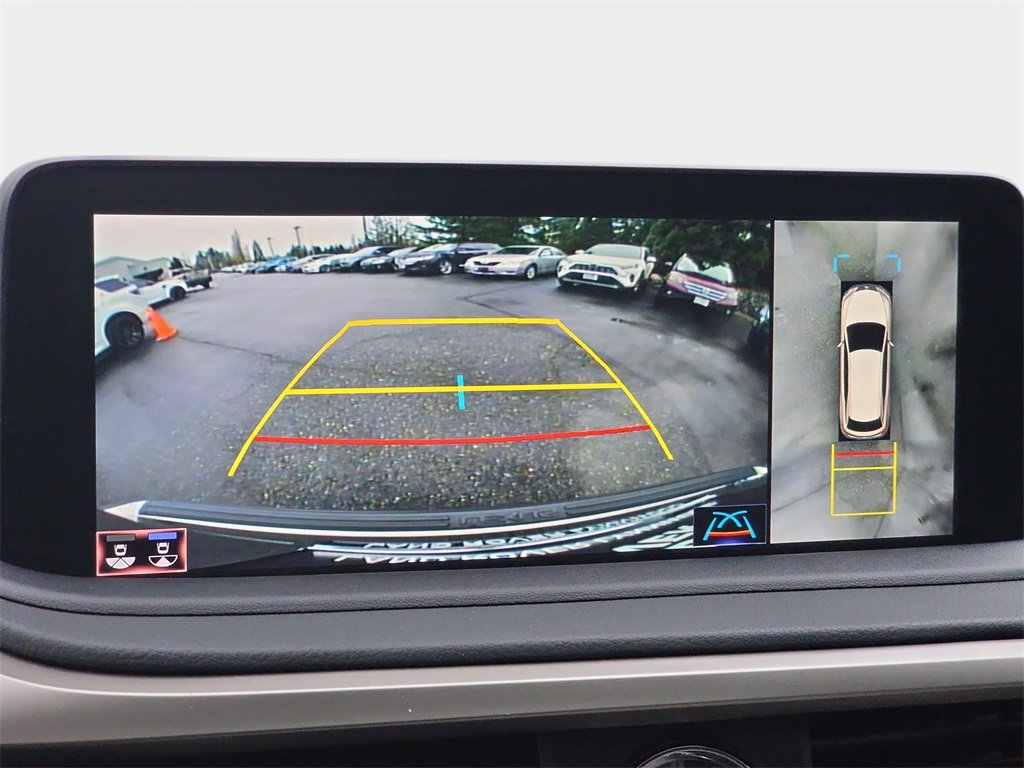 Used 2022 Lexus RX 450h AWD w/ Premium Package image 27