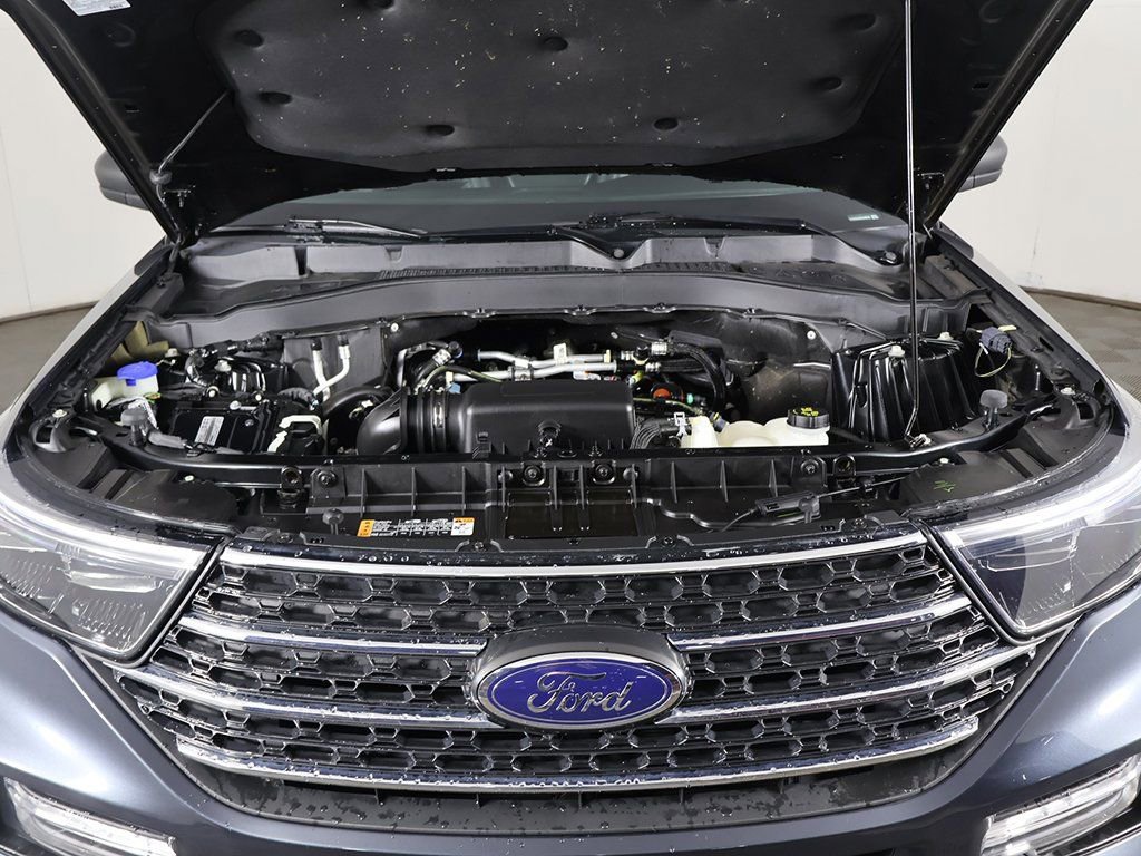 Used 2022 Ford Explorer XLT w/ Equipment Group 202A AWD/4WD image 20