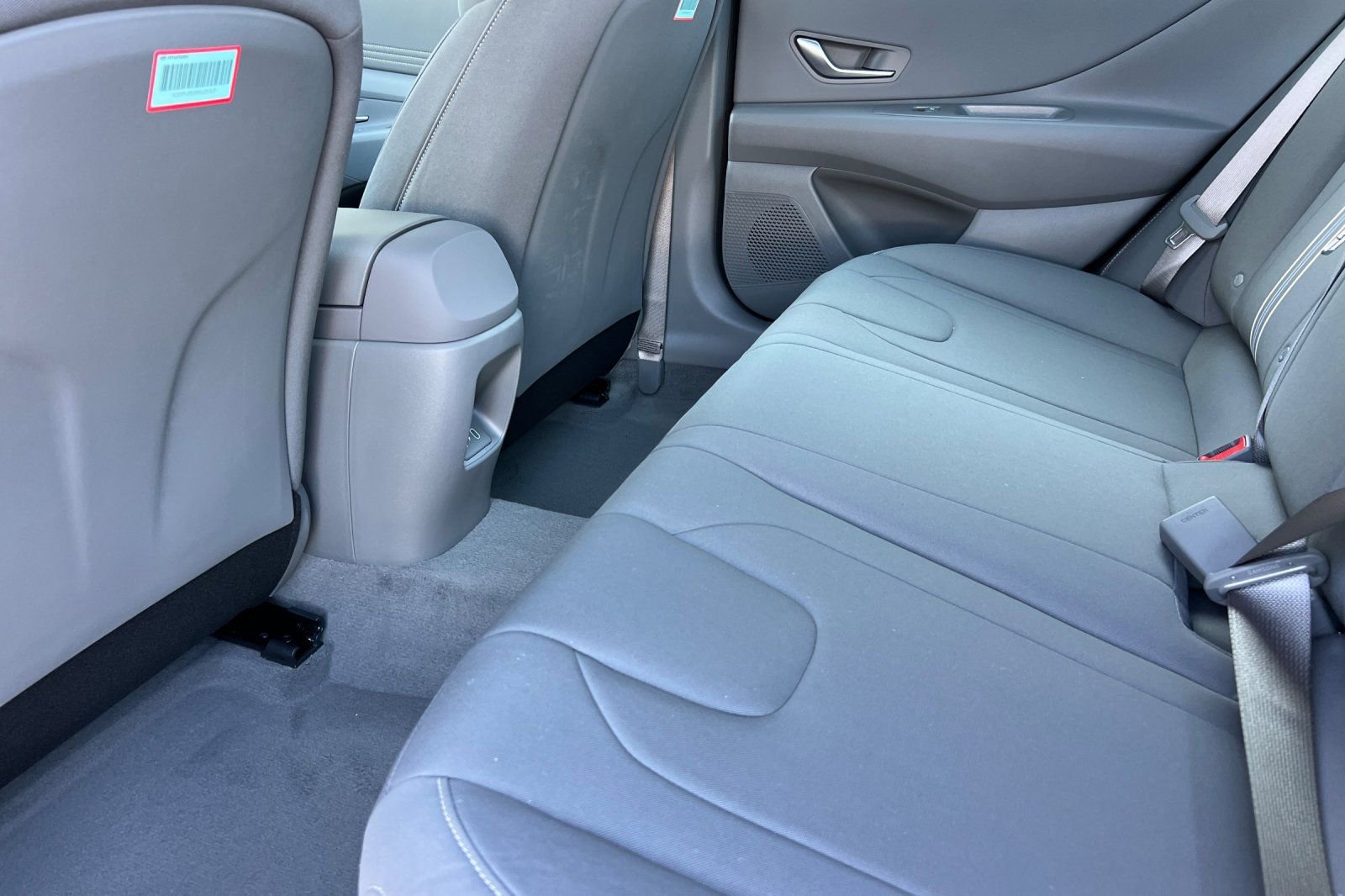 Used 2025 Hyundai Elantra SEL image 16