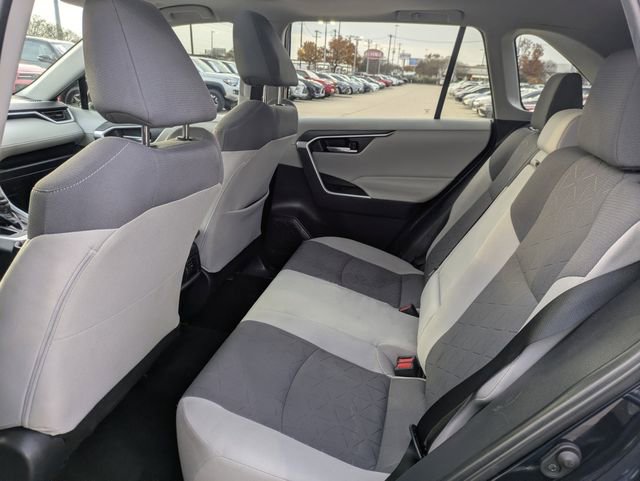 Used 2023 Toyota RAV4 XLE image 28