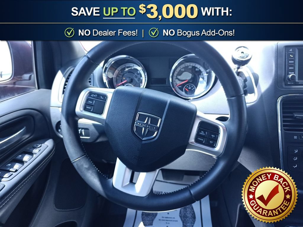 Used 2015 Dodge Grand Caravan SXT w/ Blacktop Package FWD image 18
